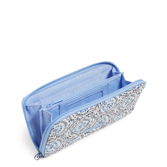 Outlet RFID Accordion Wristlet