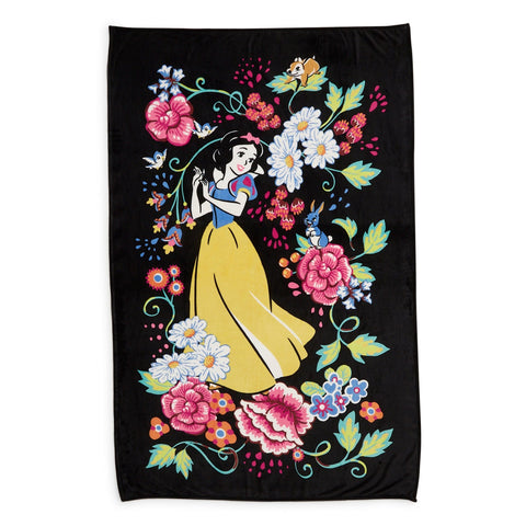 Vera Bradley Alice in Wonderland selling Throw Blanket