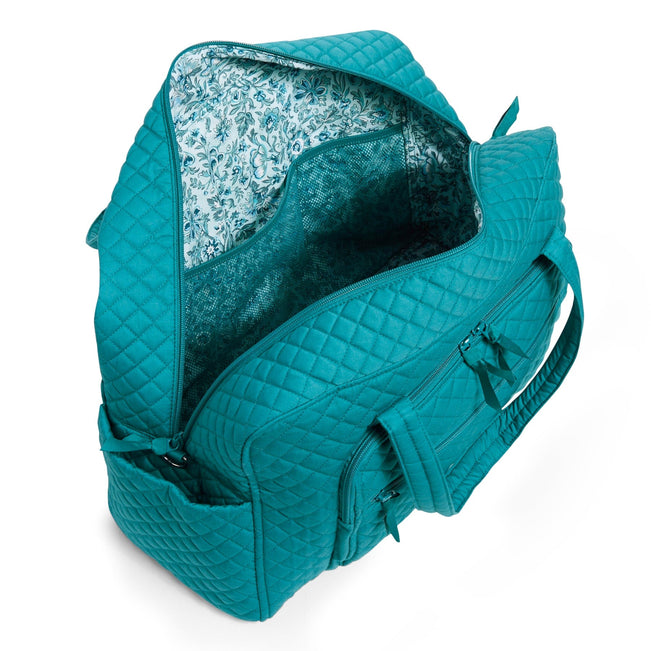 iconic compact weekender travel bag totes Vera Bradley Weekender Travel Bag: Forever Green