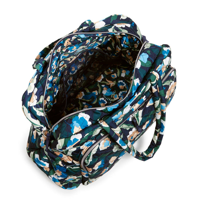 vera bradley tiger lily blue oar Vera Bradley Grand Weekender Travel Bag Women in Immersed Blooms Blue/Green