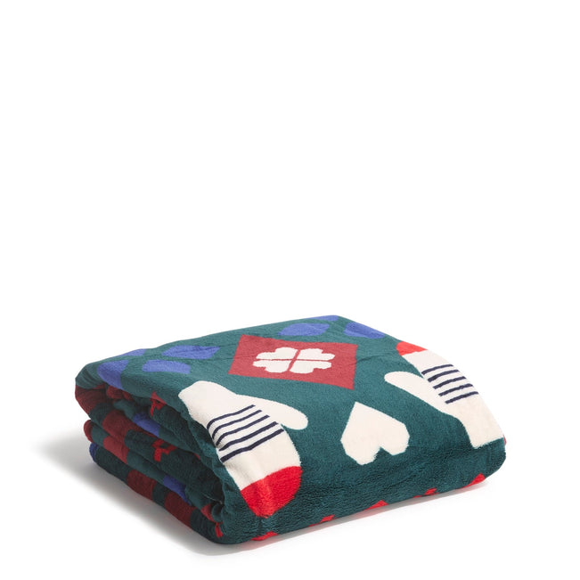 Outlet Essential Throw Blanket