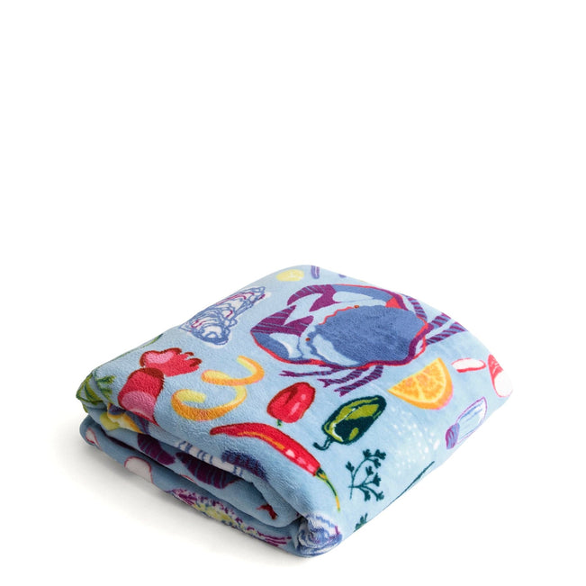 Outlet Essential Throw Blanket