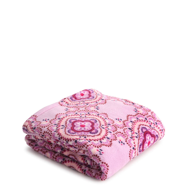 Outlet Essential Throw Blanket