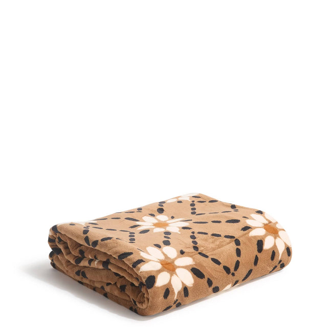 Outlet Essential Oversized Throw Blanket-Venetian Quilt Flower Tiger's Eye-Image 1-Vera Bradley