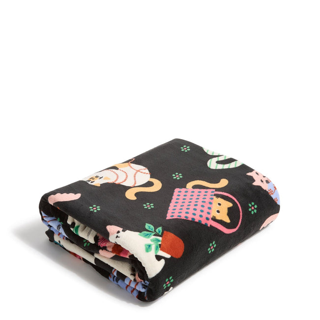 Outlet Essential Oversized Throw Blanket