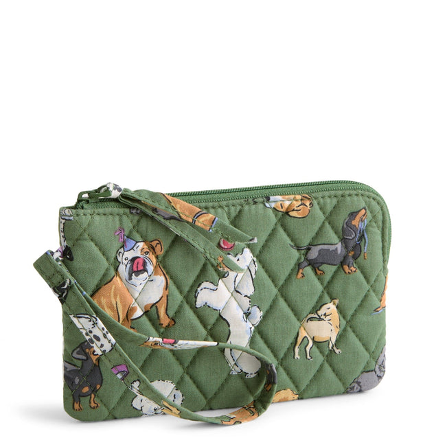 Outlet Essential Zip Wristlet