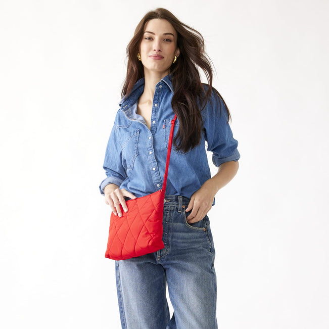 Outlet Large Hipster-Goji Berry Red-Image 2-Vera Bradley