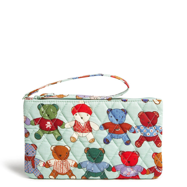 Outlet Essential Wristlet