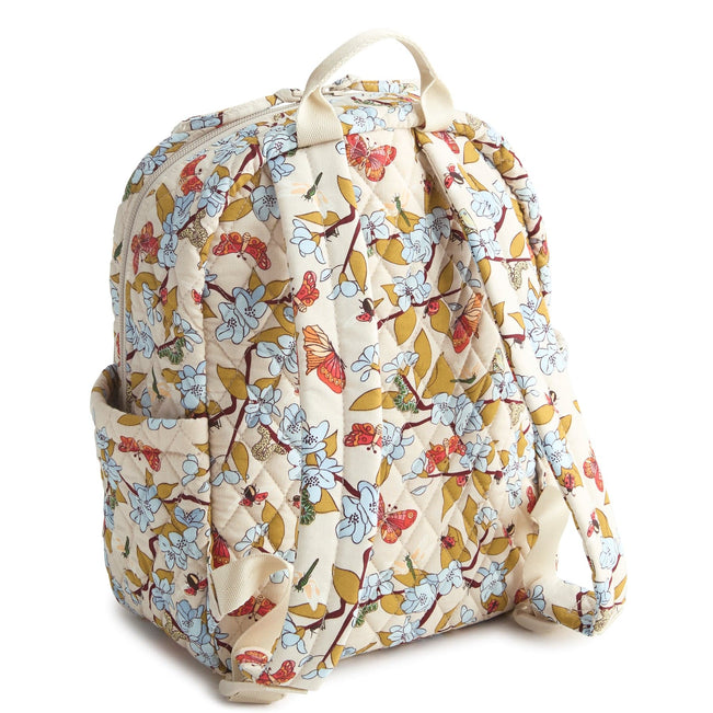 Outlet Essential Small Backpack