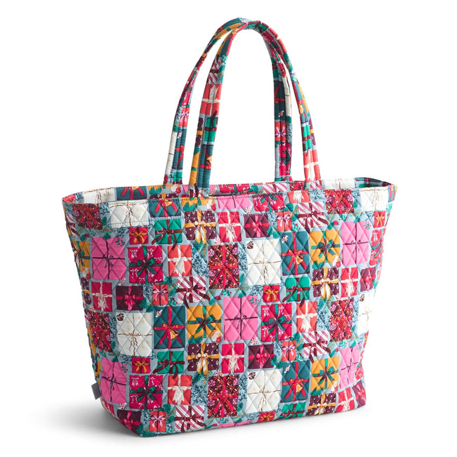 Outlet Travel Tote