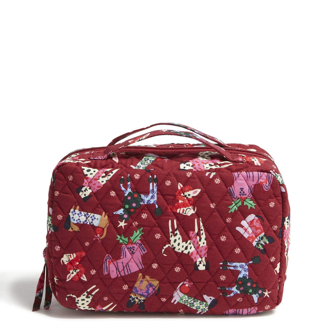 Vera Bradley Outlet Essential Hanging Travel Organizer in Holiday Hounds