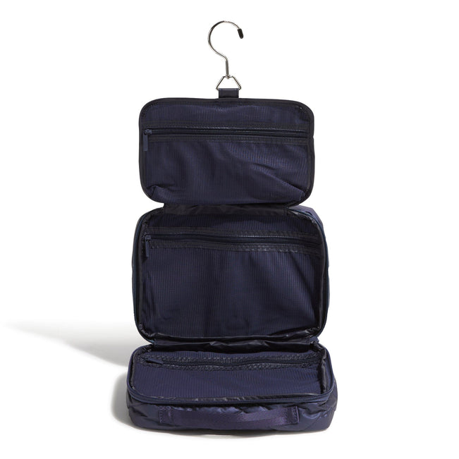Outlet Essential Hanging Travel Organizer