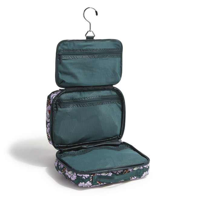 Outlet Essential Hanging Travel Organizer