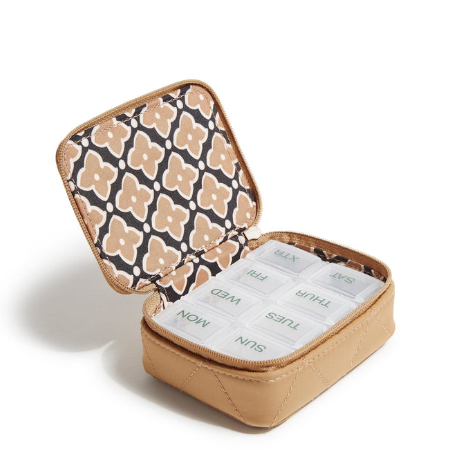 Outlet Essential Travel Pill Case