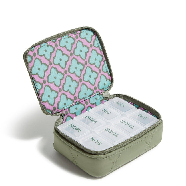 Outlet Essential Travel Pill Case
