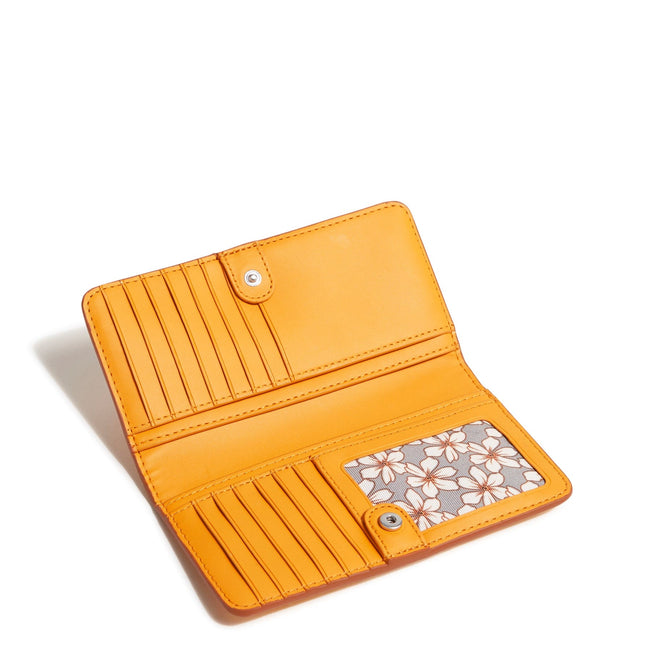 Outlet Essential Wallet-Sunflower-Image 2-Vera Bradley