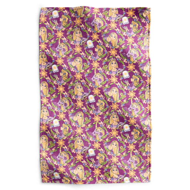 Disney Outlet Essential Throw Blanket