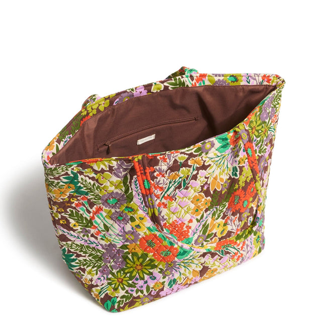 Outlet Essential Grand Tote-Evening Garden-Image 2-Vera Bradley