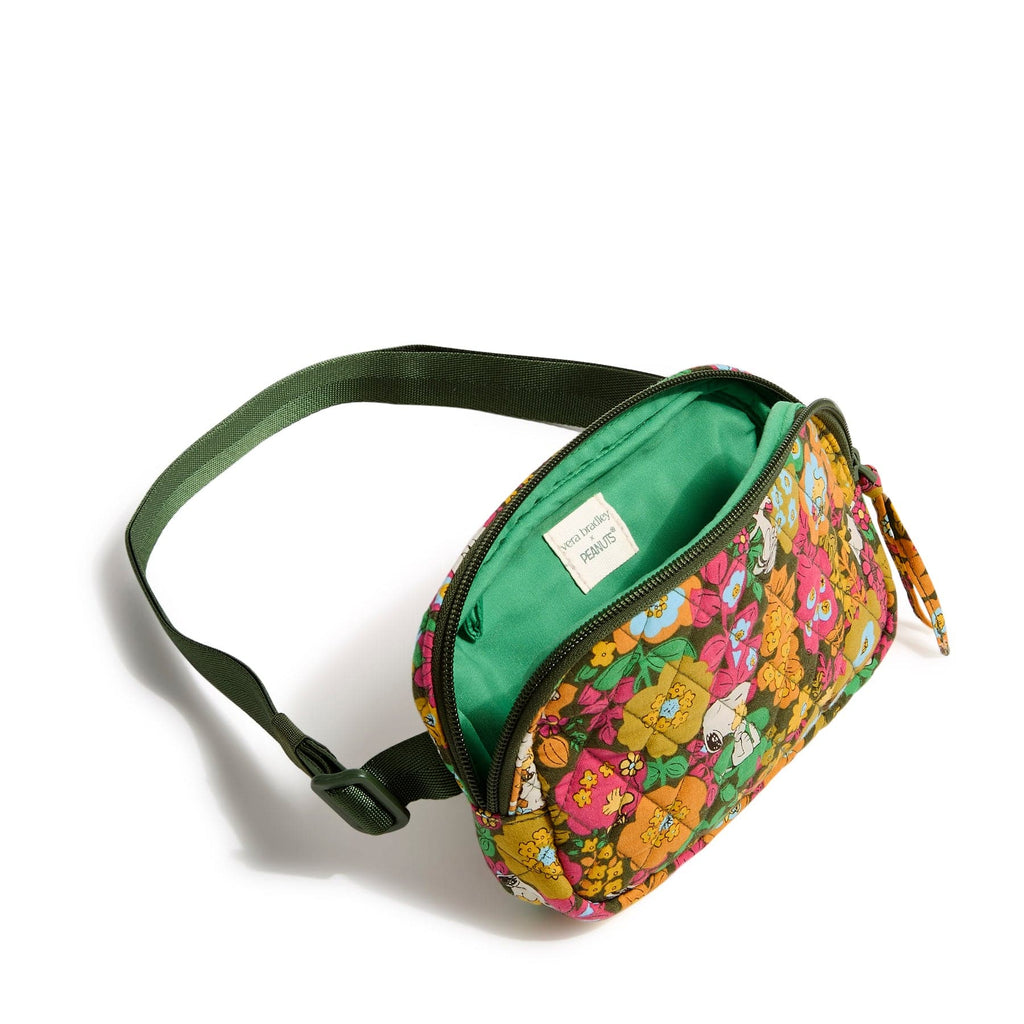 【vera bradley】Peanuts☆スヌーピー ミニダッフルクロスボディ Peanuts Outlet Medium Cosmetic - Cotton | Vera Bradley