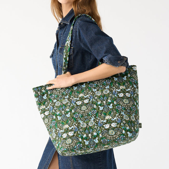 Outlet Grand Tote