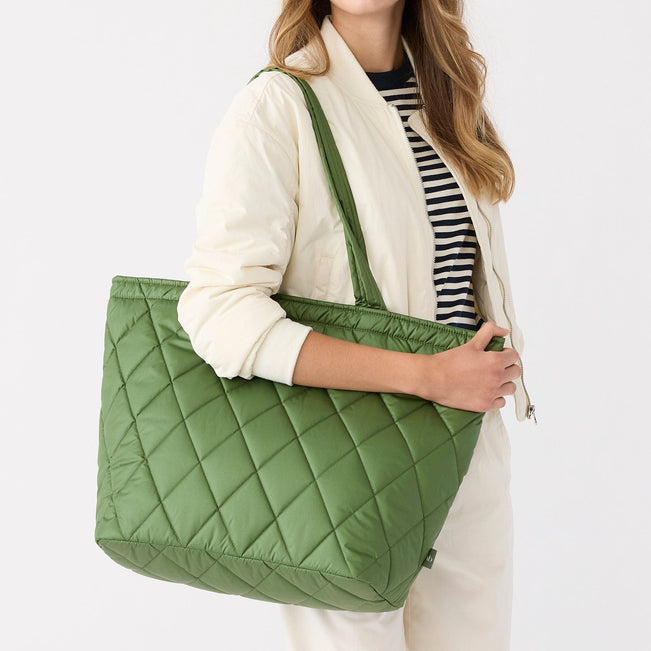 Outlet Grand Tote