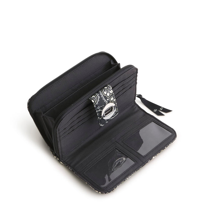 Outlet Essential Turnlock Wallet - Circular Paisley - Image 3