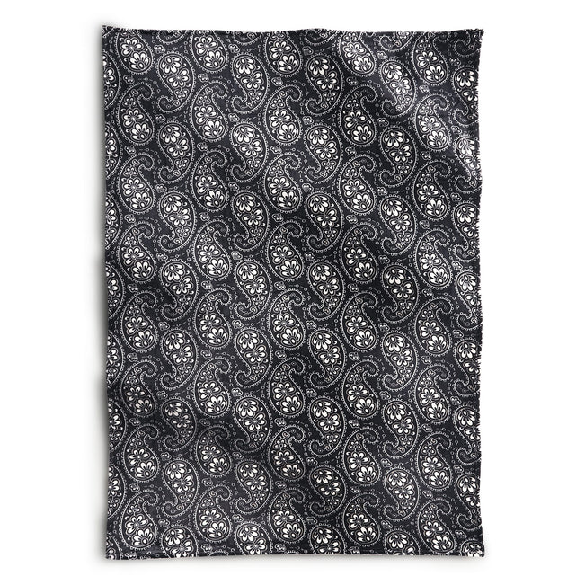 Outlet Essential Oversized Throw Blanket - Circular Paisley - Image 1