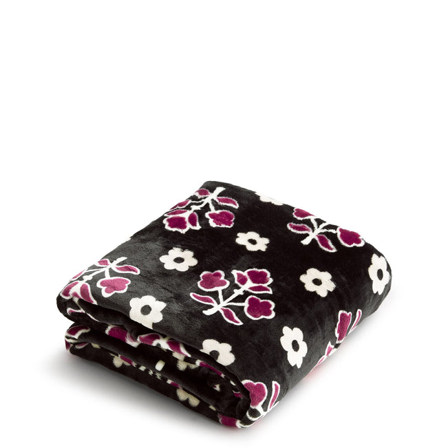 Outlet Essential Throw Blanket - Clustered Ditsy Moonless Night - Image 2