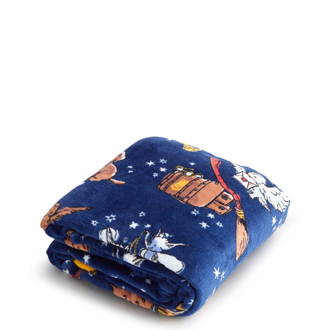 Harry Potter™ Outlet Essential Throw Blanket - Friends at Hogwarts Ditsy Navy - Image 2